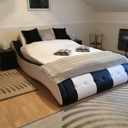 3 Bedroom Private Floor In Luxury Mansion Apartment Budapest