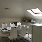 3 Bedroom Private Floor In Luxury Mansion
