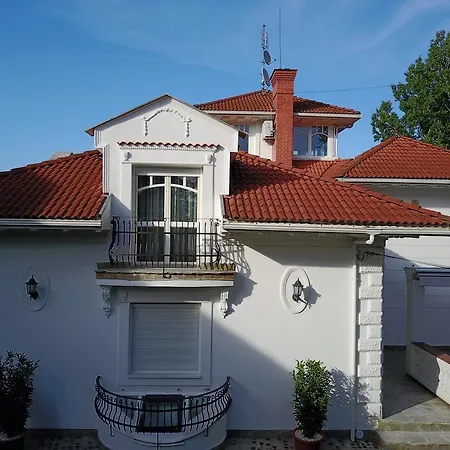 3 Bedroom Private Floor In Luxury Mansion דירה בודפשט